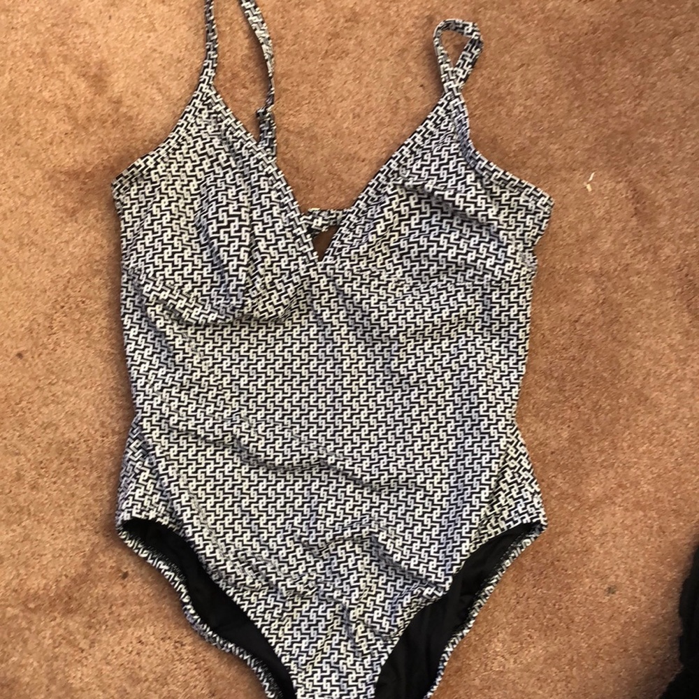 Lands End One piece bathing suit NEW